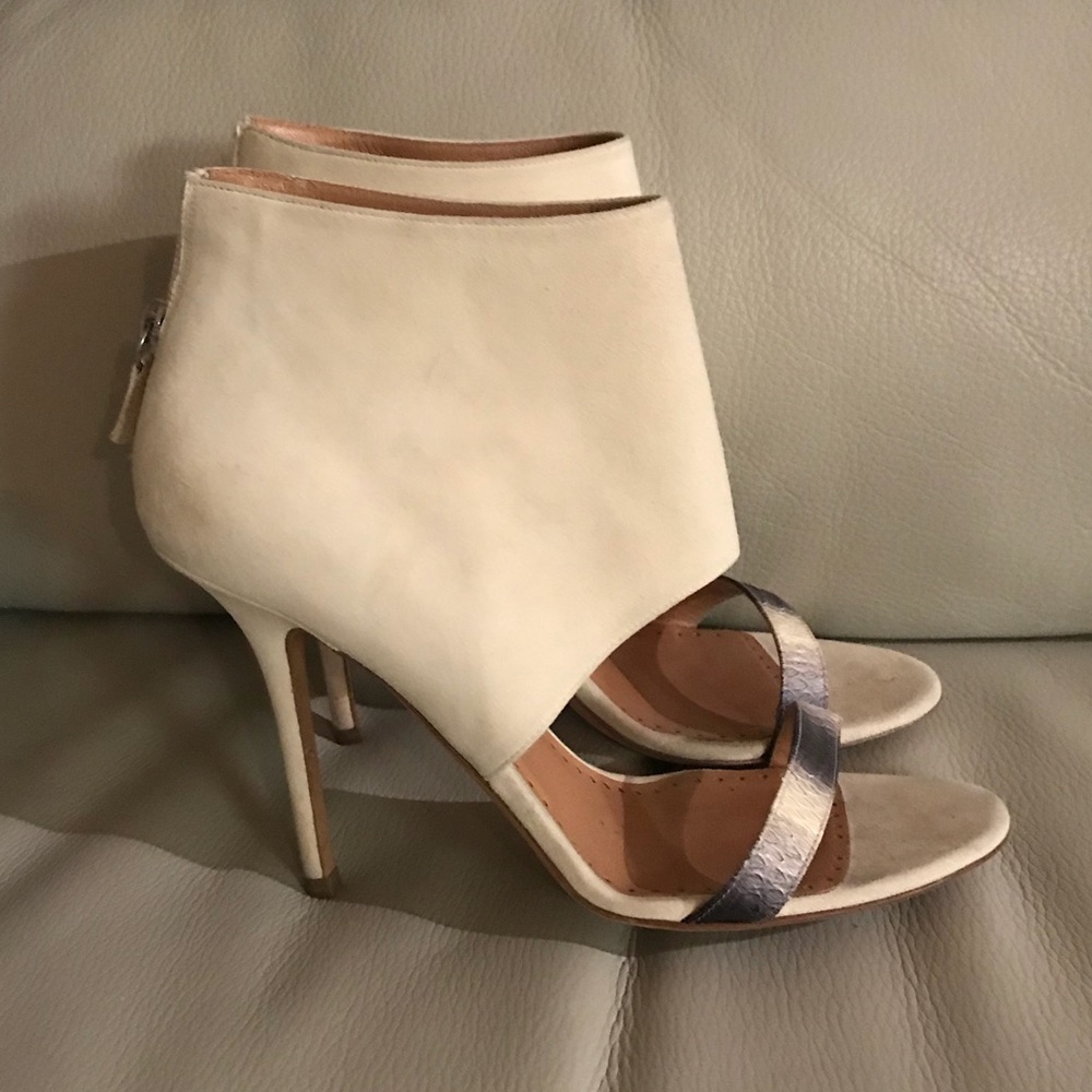 Alexa Wagner Suede Sandals